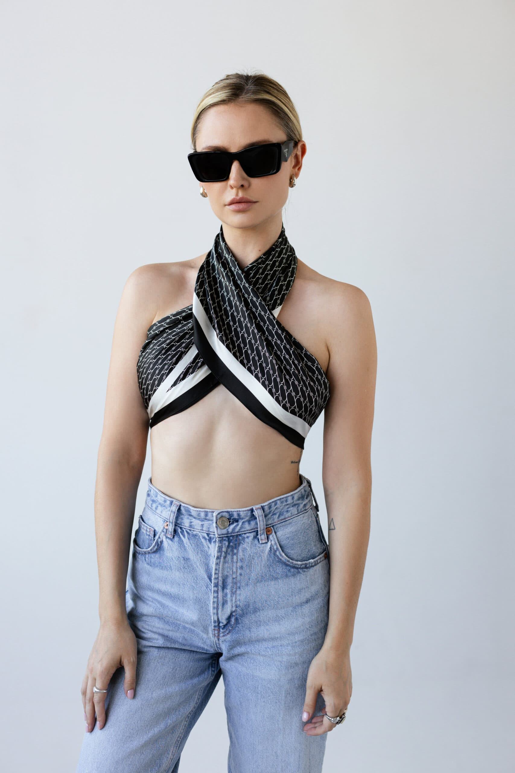 Jedwabna apaszka 90 cm | Sine Silk CLASSIC BLACK