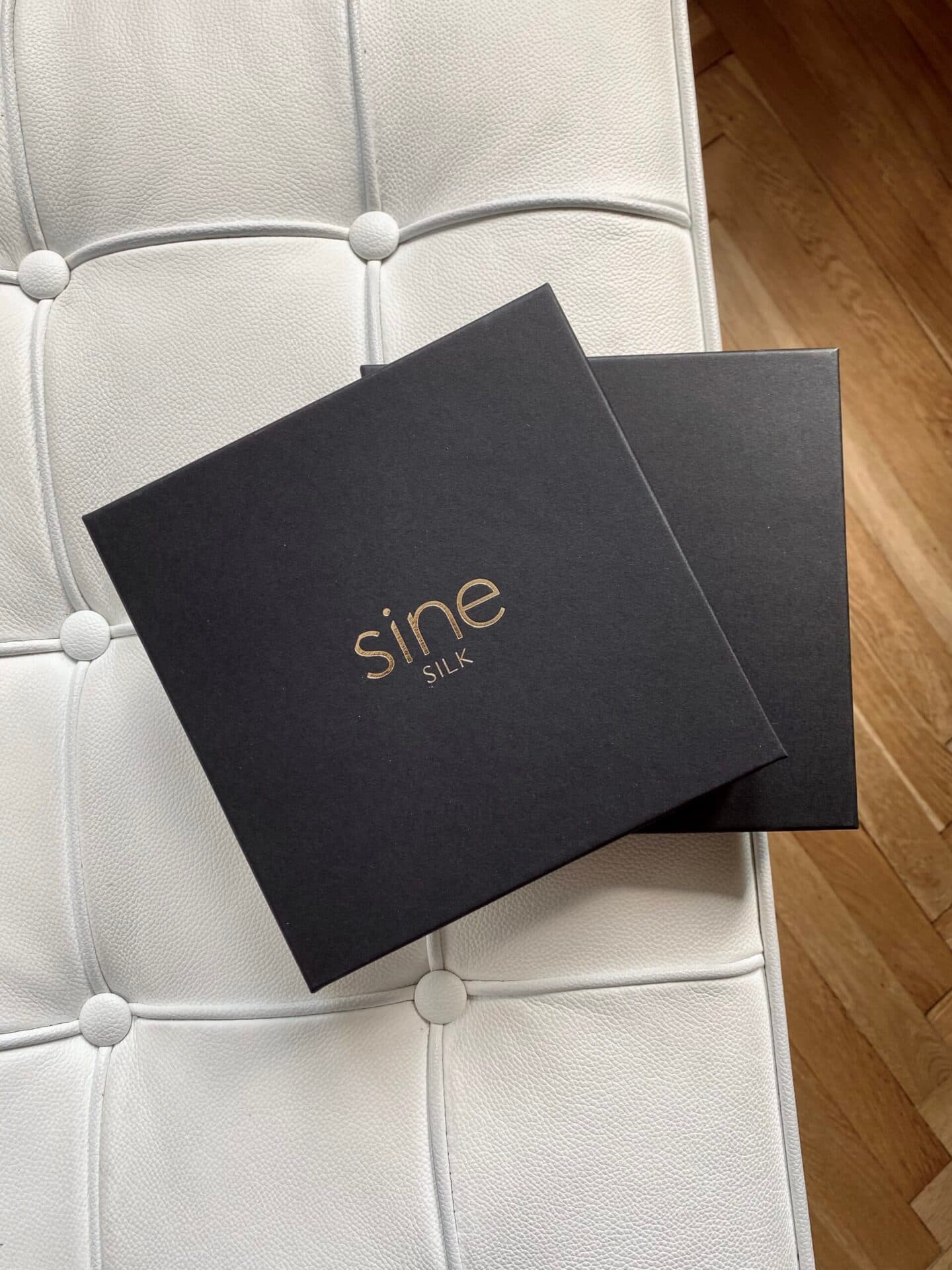 Jedwabna apaszka 65 cm | Sine Silk CLASSIC CREAM